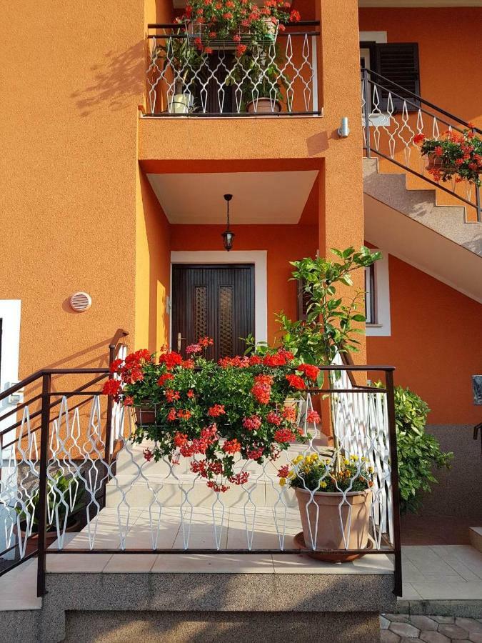 Apartment Parenzana Bibali 65 A 52460-Buje Exterior foto